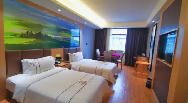 Люкс Deluxe Ruihe Chain Hotel
