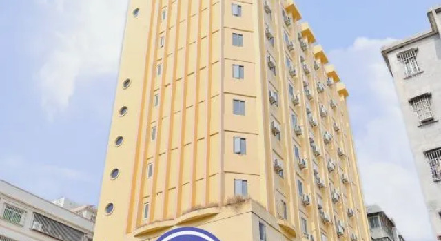7 Days Inn·Foshan Gaoming District, Boek Hotel Hotels in Guangdong met parkeren, Parkeren