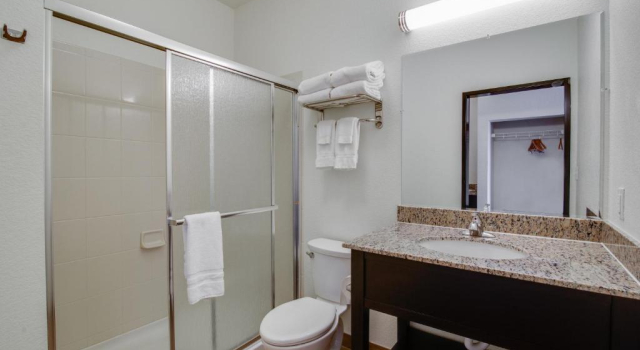 Номер Standard Inn at Hunters Run