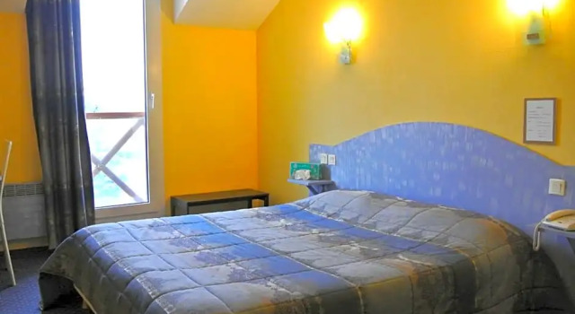 Номер Standard Logis Argonne Hôtel