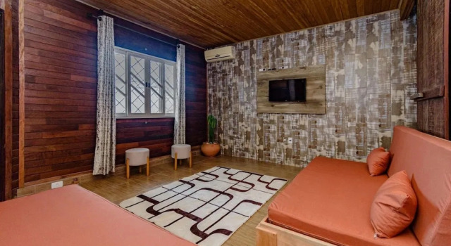 Casa com Piscina Churrasqueira e Ar Condicionado, Забронировать Дом для отпуска Итажаи Санта-Катарина