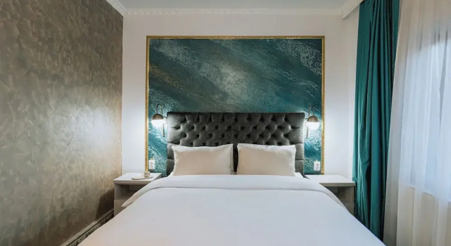 Двухместный номер Superior с балконом Suru Hotel & Restaurant