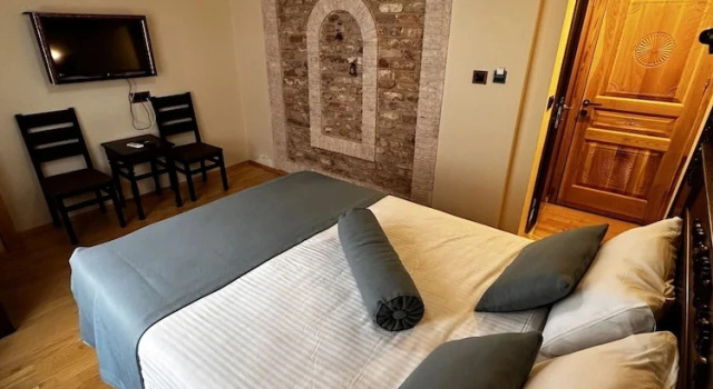 Capitol Antique Pearl Hotel, Забронировать Отель Фатих Стамбул, рядом с Трамвайная остановка Cemberlitas