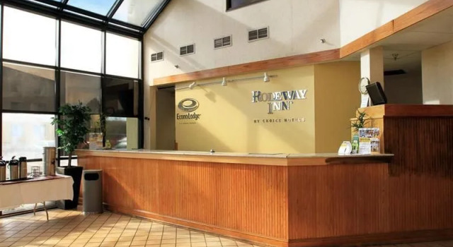 Rodeway Inn, Rezerwuj Hotel Hotele w Fort Collins z parkingiem, Parking