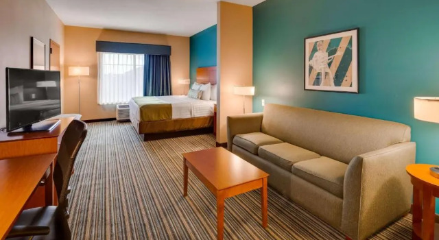 Люкс Best Western Plus Tuscumbia/Muscle Shoals Hotel & Suites