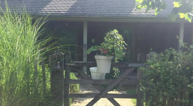 B&B LEau Claire, Prenota Bed & breakfast La Hulpe Walloon Brabant