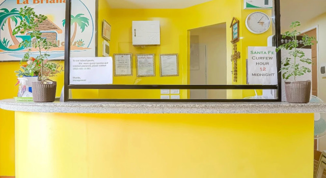 OYO 592 La Briana Guest House, Book Guesthouse Santa Fe Cebu