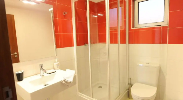 Camera tripla Economy Inn Luanda