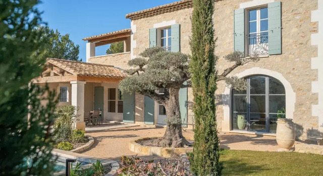 Villa Lou, Забронировать Вилла Отели Сен-Реми-де-Прованса с парковкой, рядом с Bob Appleman's Sculptures, Парковка