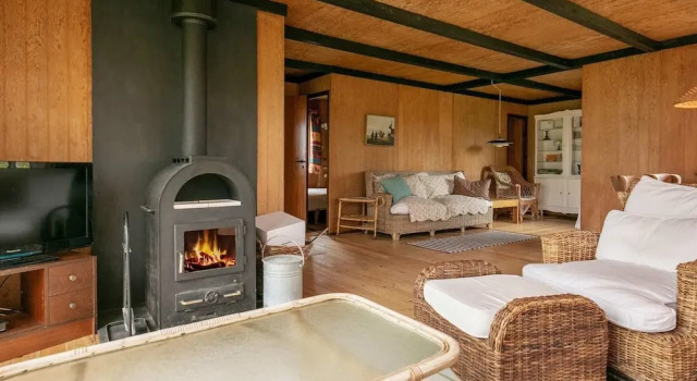 Seaside Holiday Home with Terrace near Limfjord
