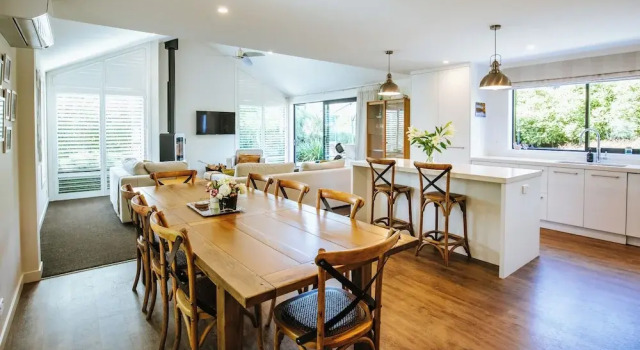 Коттедж Luxury Number 3 - Family Friendly - Sleeps 8