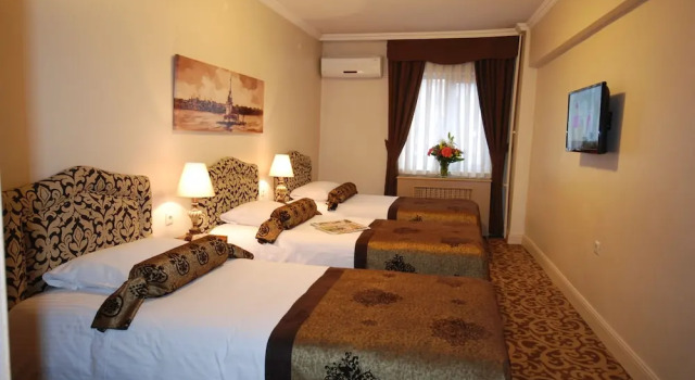 Трёхместный номер Standard с видом на город Hotel Mithat