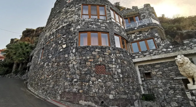 Castelo Austria - Top Floor Studio