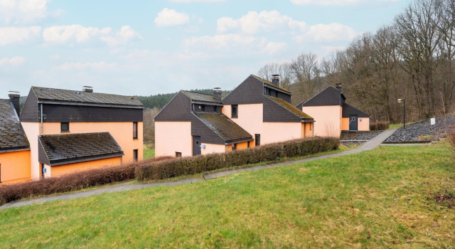 Коттедж Family apartment in Hambachtal Boutique Resort