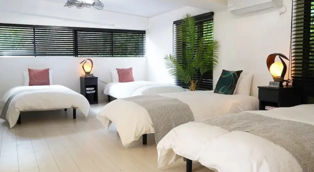 VILLA fantasia  Okinawa Kitanakagusuku, Varaa Villa Mökit kohteessa Okinawa, Mökki