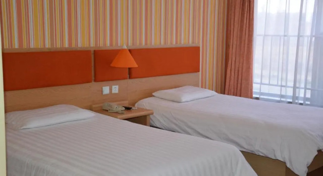 Двухместный номер Standard Home Inn Jingjin Road