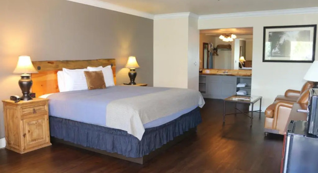Номер Deluxe Historian Inn