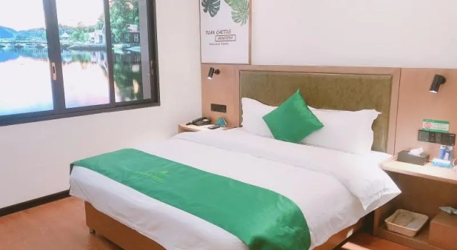 GreenTree Inn Express Neijiang Zizhong County China Railway City Center, Book Hotel Hotels in Neijiang with Parking, Parking