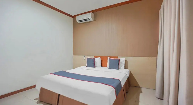 Camera Standard Collection O 90724 Hotel Sinar Sidoarjo