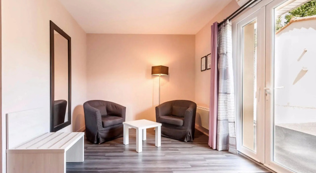 Hotel l'Argentière, Забронировать Отель Мелле Deux-Sèvres, рядом с Музей серебряных рудников