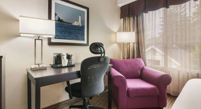Четырёхместный номер Standard Best Western Little River Inn
