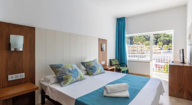 Standard Doppel Zimmer mit Balkon Hostal Neptuno