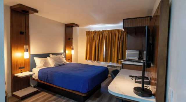 Номер Standard Central Phoenix Hotel