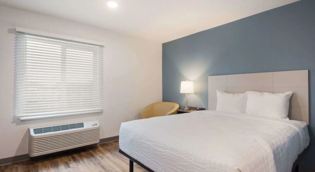 WoodSpring Suites Tampa Airport North Veterans Expressway