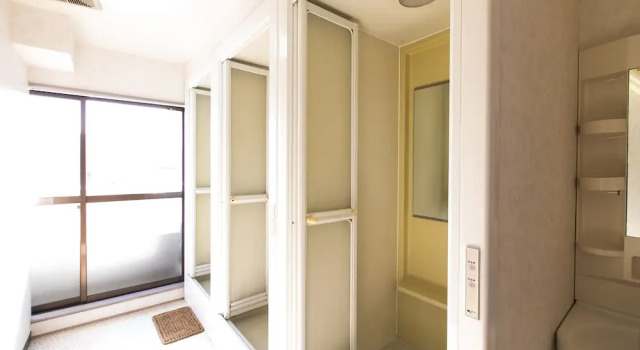 OYO Ryokan White City Morimoto Hiroshima-Oasa, Buchen Sie Hotel Shinjō Hiroshima
