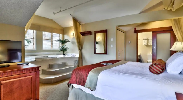 Люкс Sun Peaks Lodge