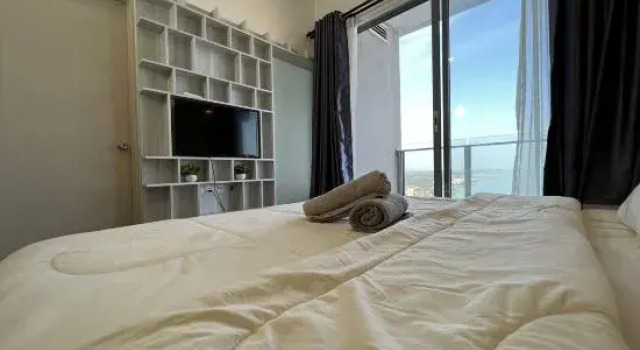 Семейный люкс Luxury с 2 комнатами с видом на море Attic Home Melaka Silverscape Residence & Jonker