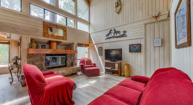 Alto Chalet, 3 Bedrooms, Sleeps 6, Hot Tub, Media Room, Jetted Tub, Book Chalet Alto New Mexico