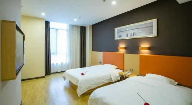 Двухместный номер Standard 7Days Premium Chongqing West Station Branch