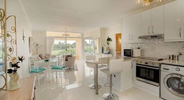 L`Azur : Elegant Apartment with Sea View, Забронировать Апартаменты/квартира Апартаменты Уайлдернесс, Апартаменты/квартира