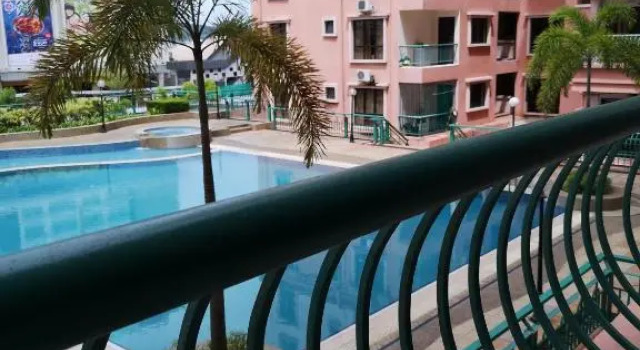 Апартаменты с видом на бассейн Marimari Marina Service Condo