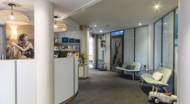 Best Western Les Bains Perros Guirec, Rezerwuj Ośrodek wypoczynkowy Perros-Guirec 