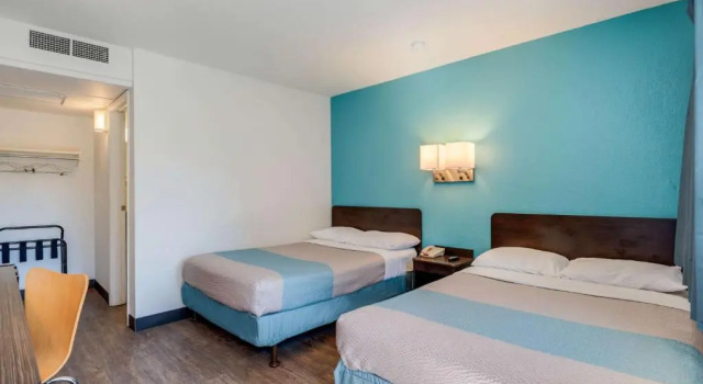 Четырёхместный номер Standard Park Inn Winnemucca