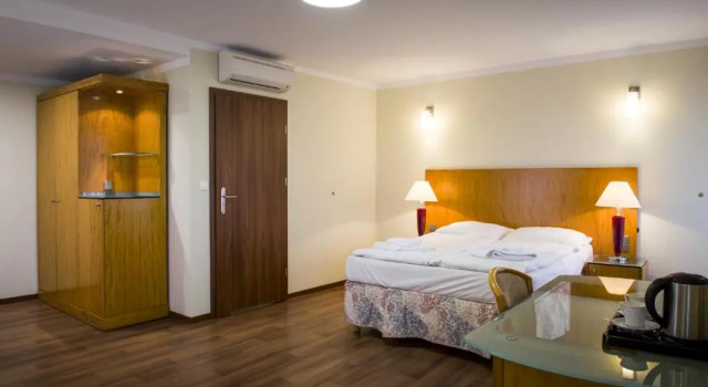 Hotel Trojan, Забронировать Отель Лёндек-Здруй 