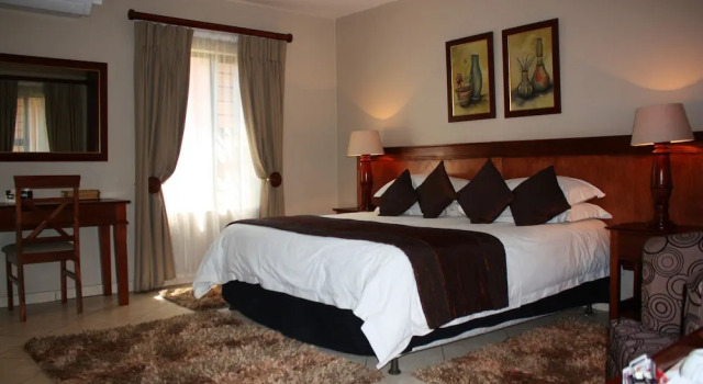Номер Comfort Eagles Nest Lodge