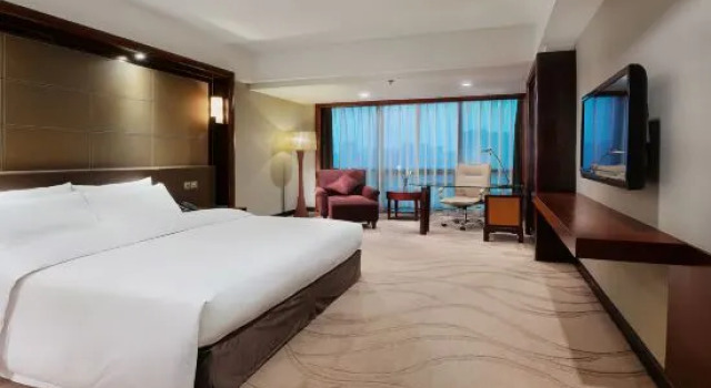 Люкс Executive Chongqing Empark Grand Hotel
