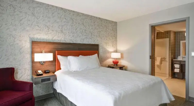 Номер Standard Home2 Suites By Hilton Portland Airport