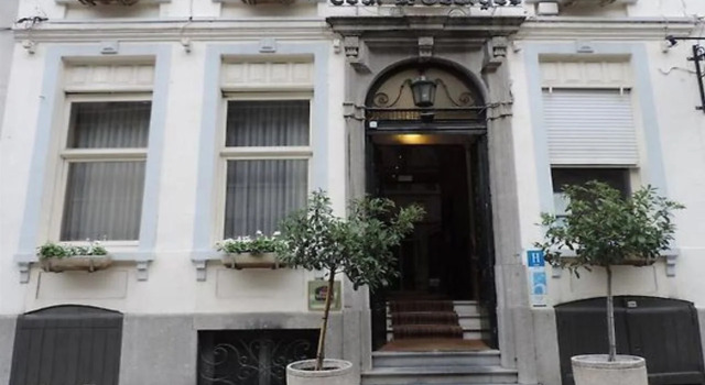Cour St Georges