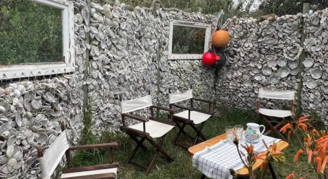 Love Nest, Book Hotel Hoteller i Caledon med parkering, Parkering