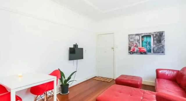 Quiet 1 Bedroom Apartment 5 Minutes From CBD, Забронировать Апартаменты/квартира Брисбен-Юг Брисбен, рядом с Квинслендский университет