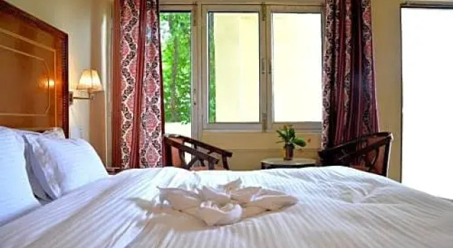 Полулюкс Deluxe Hotel Zen