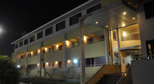 Hotel Palms Residency