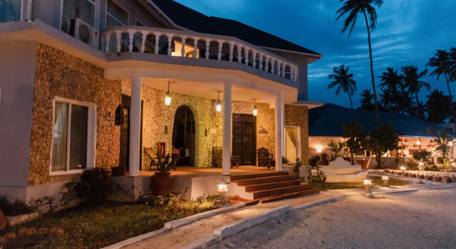 Jafferji Beach Retreat, Rezerwuj Hotel Kigomani 