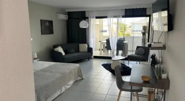 Les Malouines Studios