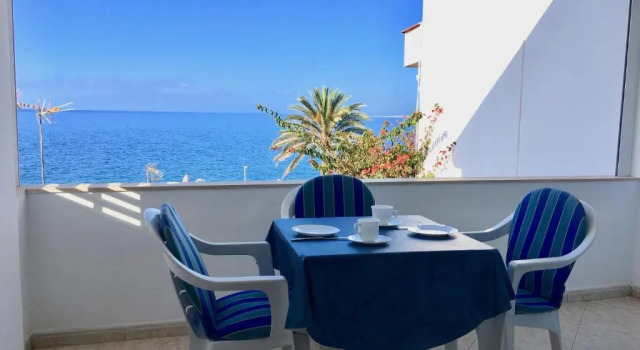 Апартаменты с балконом Ocean view apartments Las Flores I