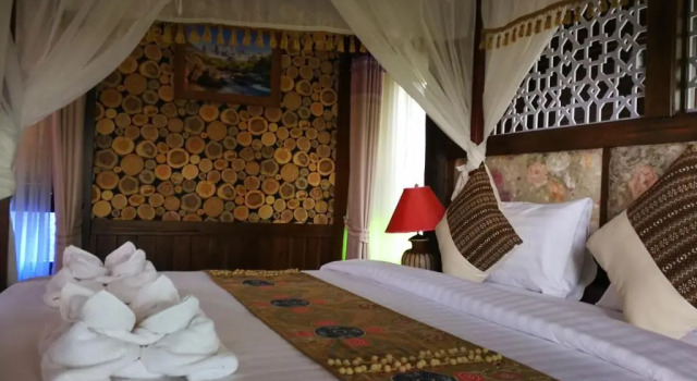 Полулюкс Buraphat Resort